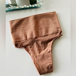 Skims Core Control Thong